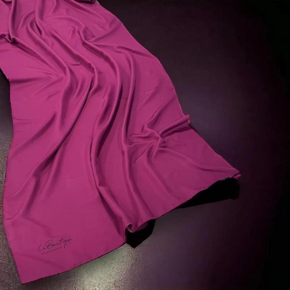 Free Shawl - Raspberry - 70x190